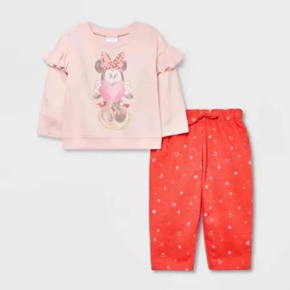 Nwt Girl's Minnie Mouse Valentine's Day Sweatshirt and Sweatpants outfit